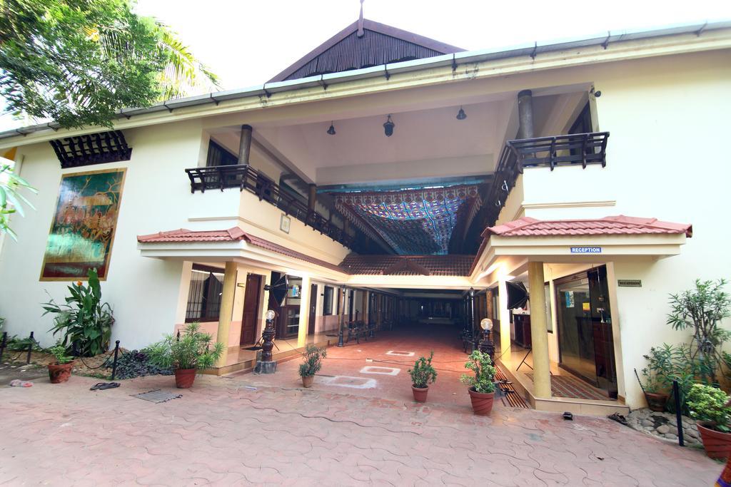 Guruvāyūr Guruvayoor Resort מראה חיצוני תמונה